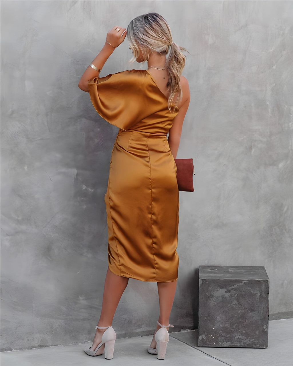 Robe De Soirée Courte avec Coupe Ajustée Et Col Rond pour Femmes | Idéale pour Les Occasions Spéciales