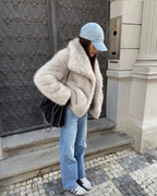 Manteau avec Col Oversize pour Femme | Idéal pour l’Hiver et les Occasions Spéciales