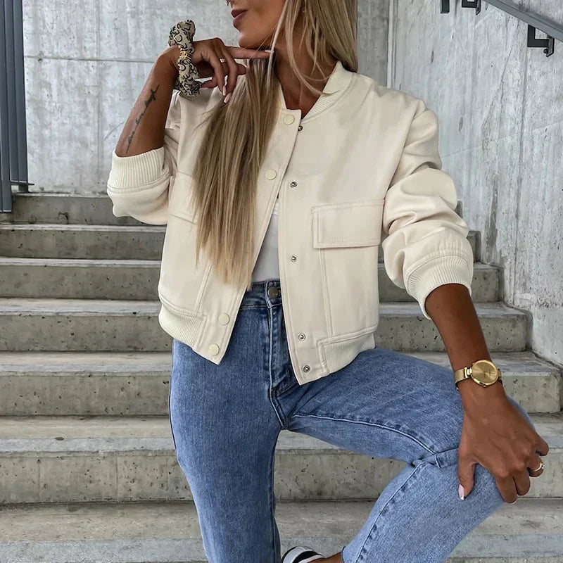Veste Avec Coupe Fonctionnelle Et Design Épuré Pour Femme | Idéale Pour Saison Froide