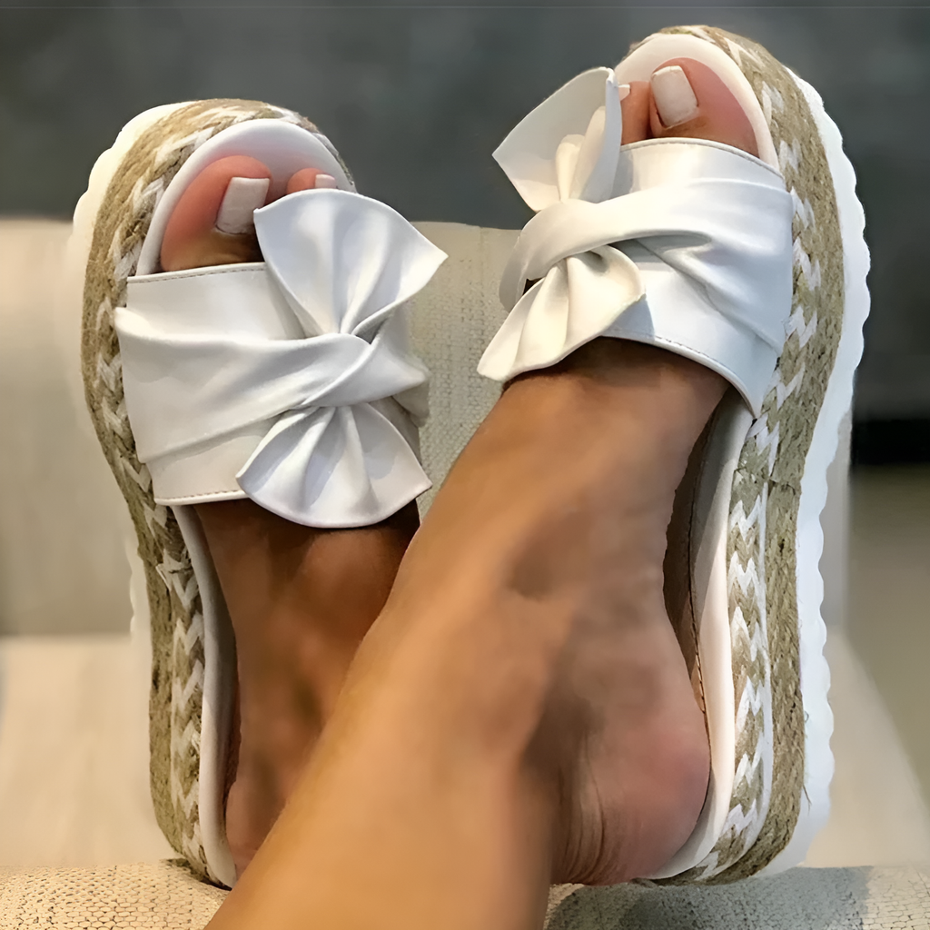 Sandales À Plateforme Ouvertes Avec Bride Large Croisée Pour Femmes | Idéal Pour L’été