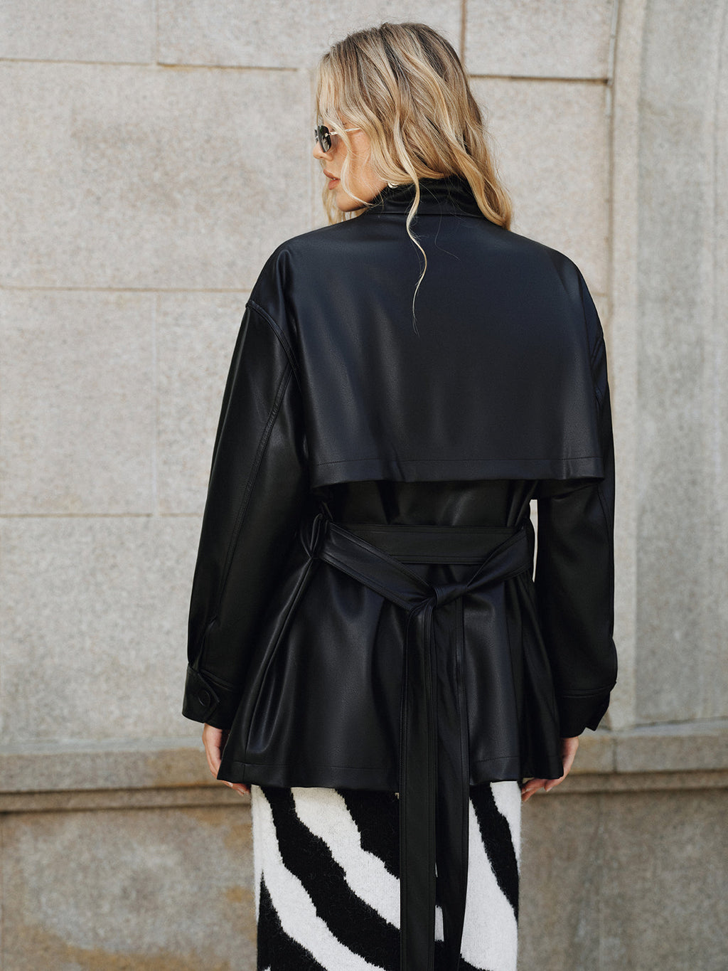 Veste Matelassée avec Ceinture et Col Montant pour Femme | Idéale pour l’Automne et l’Hiver