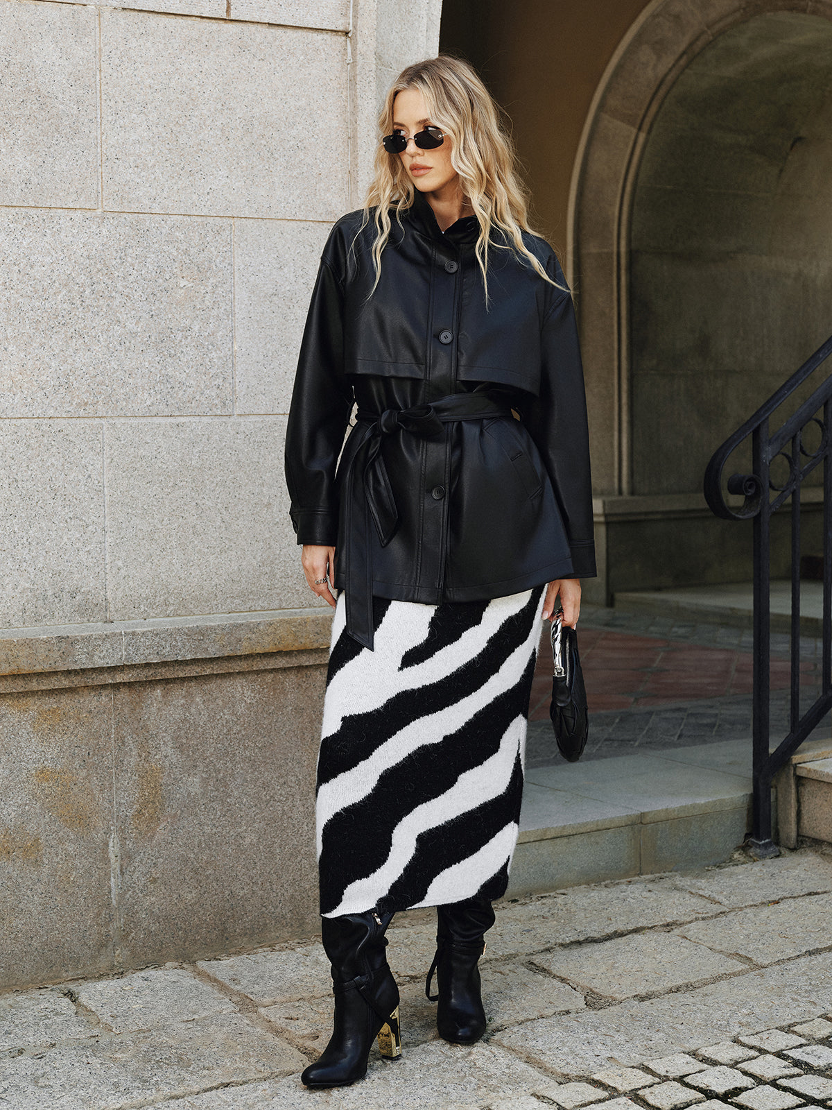 Veste Matelassée avec Ceinture et Col Montant pour Femme | Idéale pour l’Automne et l’Hiver