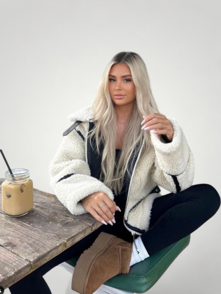Veste D’hiver Avec Finition Peluche Pour Femmes | Idéale Pour La Saison Froide
