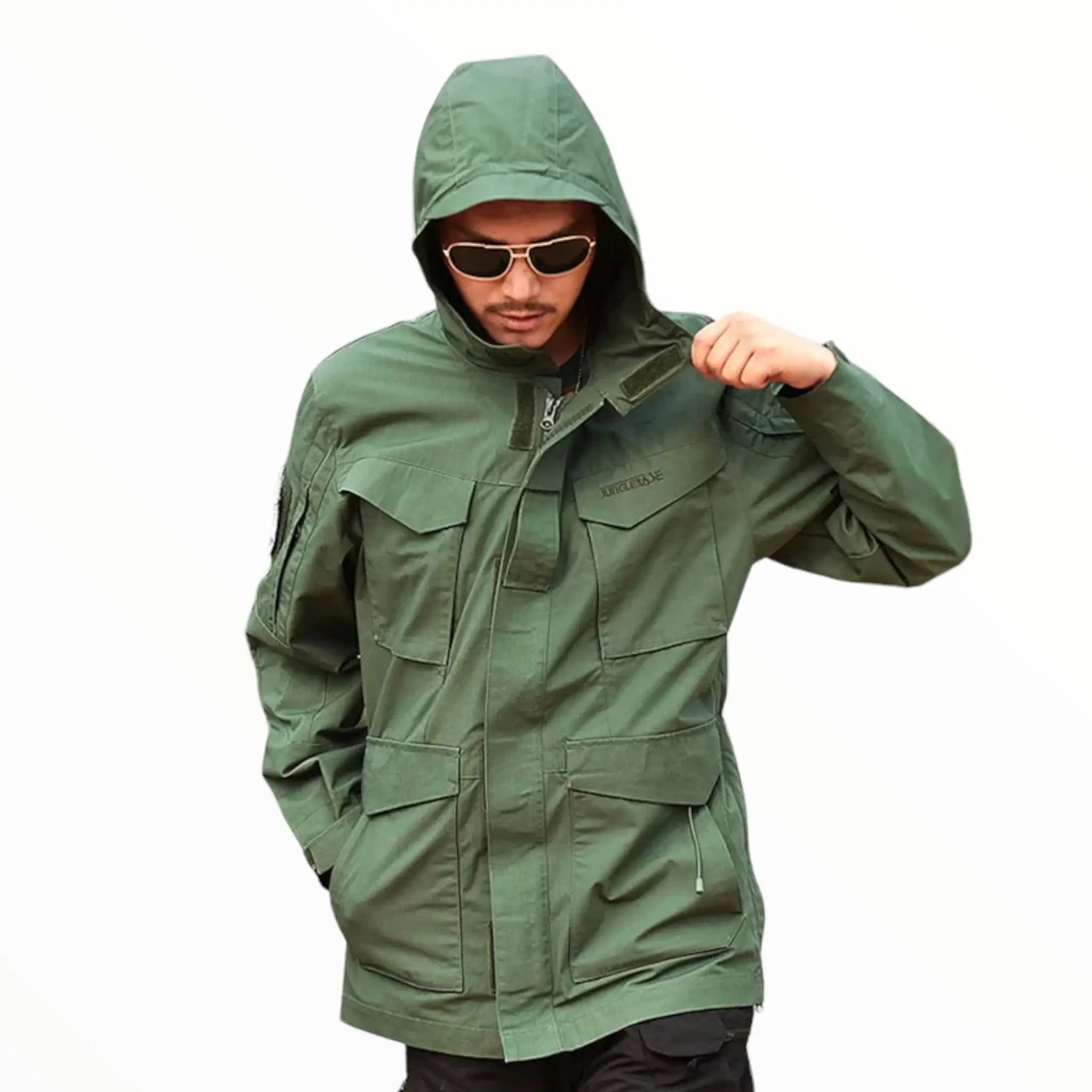 Blouson à Capuche avec Poches Multiples et Ajustement Latéral pour Hommes | Idéal pour l’Hiver