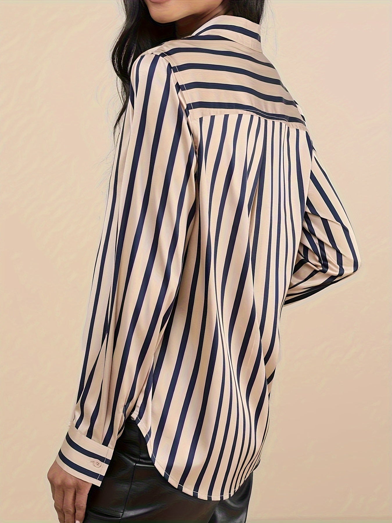 Blouse Avec Coupe Ajustée Et Détails Plissés Pour Femme | Idéal Pour Bureau Et Usage Quotidien
