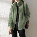 Veste Courte avec Col Montant Et Fermeture Zippée pour Femme | Idéale pour L’Hiver