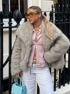 Manteau Court à Manches Longues pour Femme | Idéal pour la Saison Froide