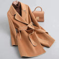 Trench-Coat à Ceinture avec Coupe Longue pour Femme | Idéal pour Usage Quotidien et Mi-Saison