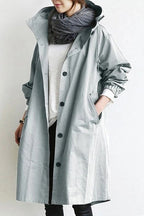 Trench Long avec Capuche Ajustable pour Femme | Idéal pour les Journées de Pluie