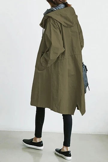 Trench Long avec Capuche Ajustable pour Femme | Idéal pour les Journées de Pluie