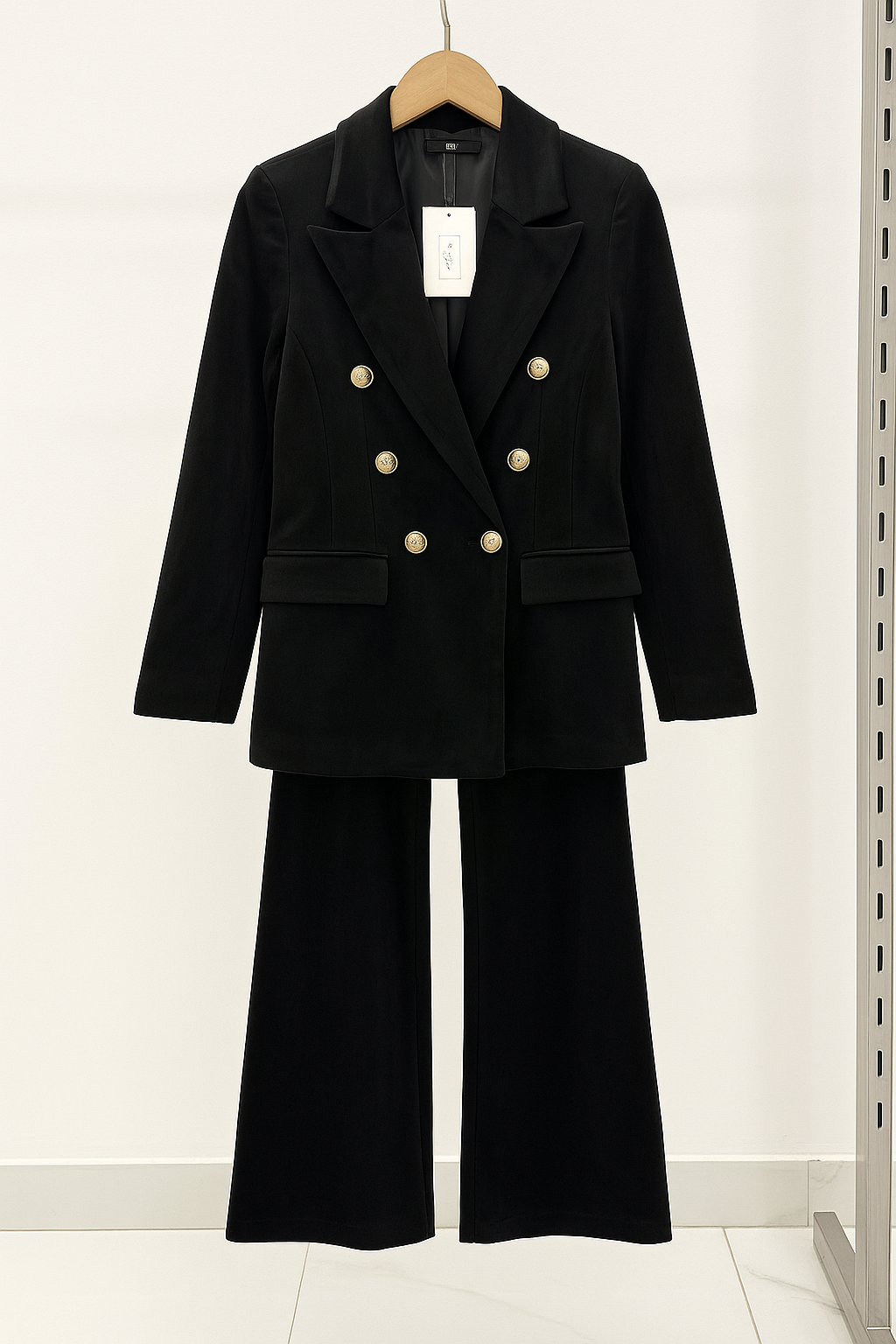 Ensemble Deux Pièces Avec Blazer Croisé Et Pantalon Ajusté Pour Femme | Idéal Pour Les Occasions Formelles