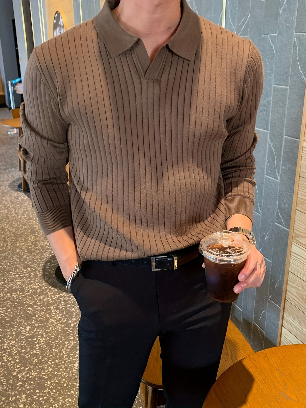 Pull Polo à Col Revers avec Encolure en V pour Homme | Idéal pour Tenue de Bureau