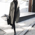 Manteau Urbain avec Revers Structurés et Poches Intégrées pour Femmes | Idéal pour Saison Froide