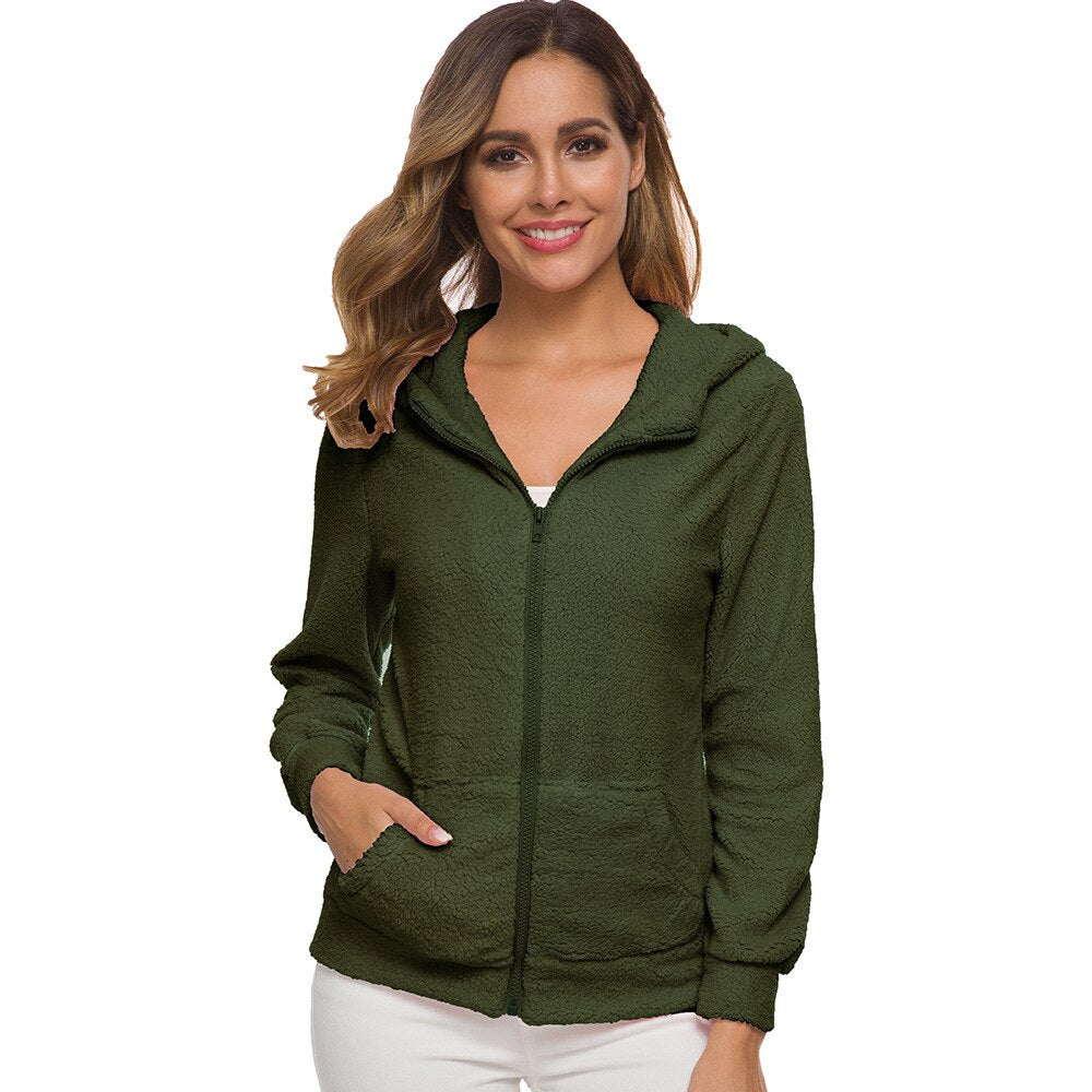 Veste à Capuche avec Doublure Douce pour Femme | Idéale pour la Saison Froide