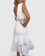 Robe Midi Sans Manches avec Encolure en V et Détails en Dentelle pour Femme | Idéale pour Événements et Occasions Spéciales