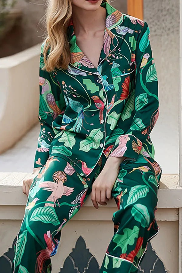 Pyjama Deux Pièces à Imprimé Tropical avec Col à Revers et Manches Longues pour Adulte | Idéal pour la Détente à la Maison