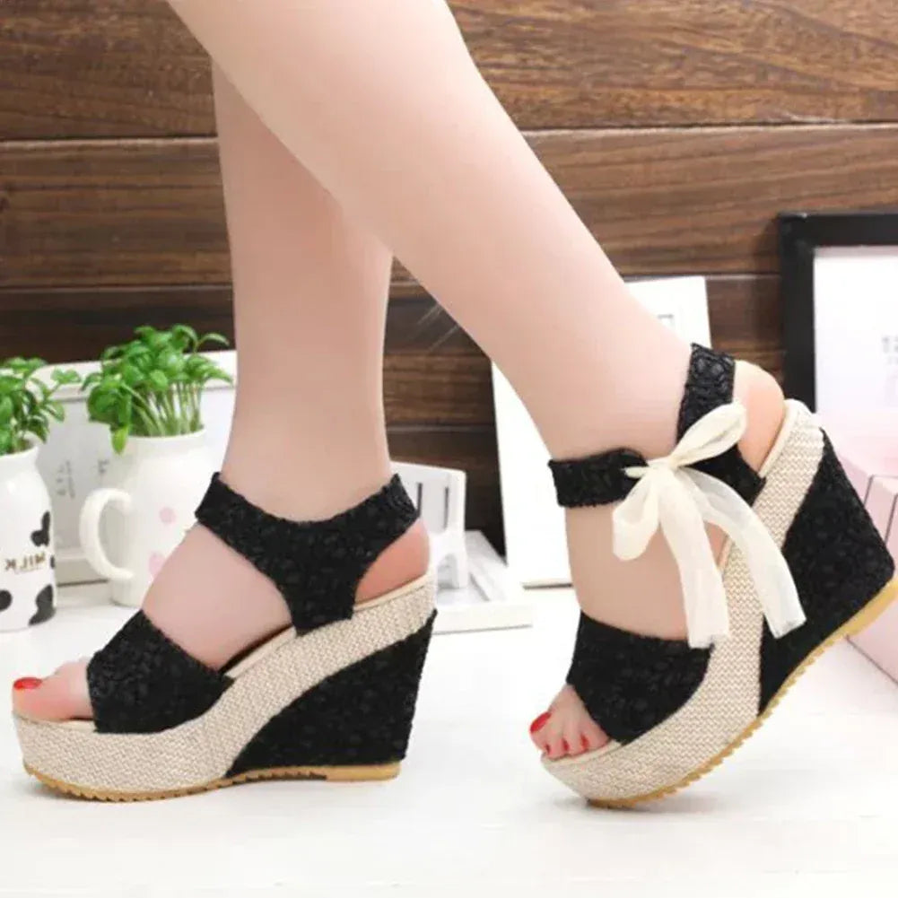 Sandales à Semelle Compensée avec Lacets à la Cheville pour Femme | Idéales pour l'Été et les Occasions Spéciales