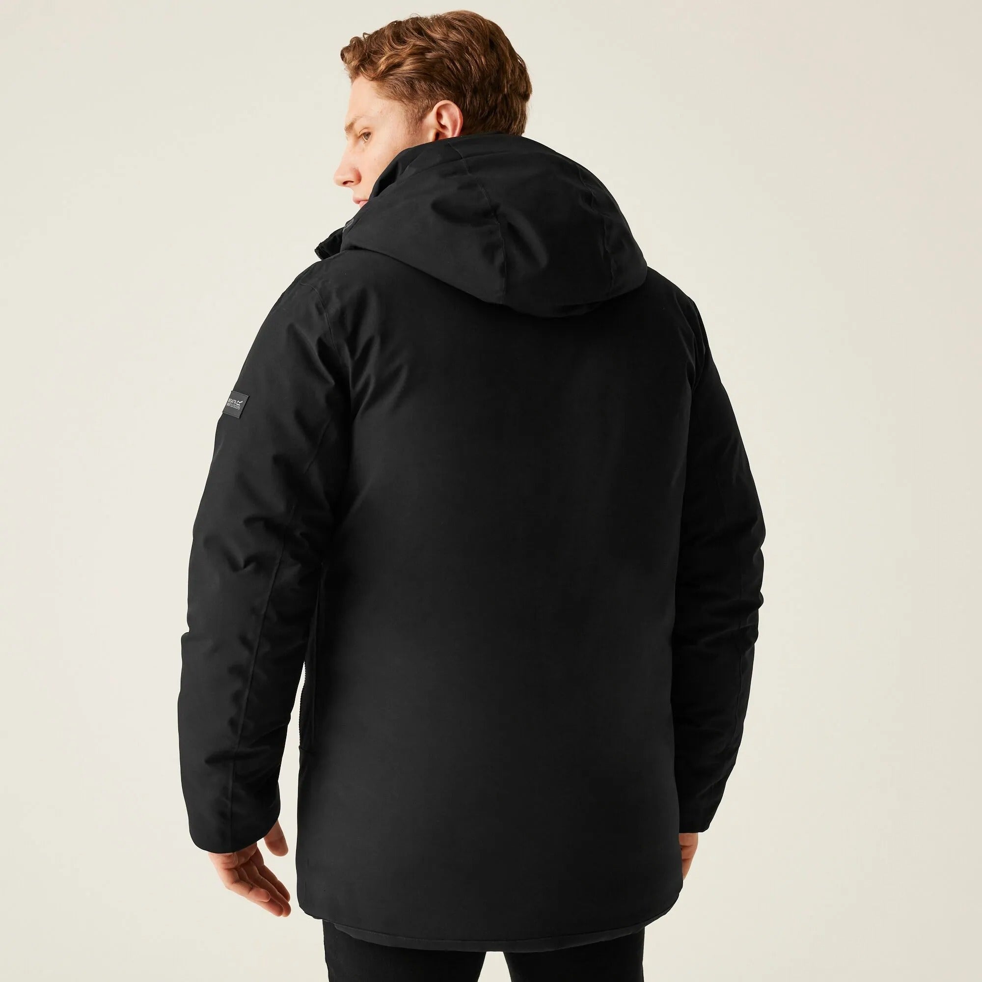 Veste Matelassée avec Capuche et Poches Zippées pour Homme | Idéale pour l’Hiver