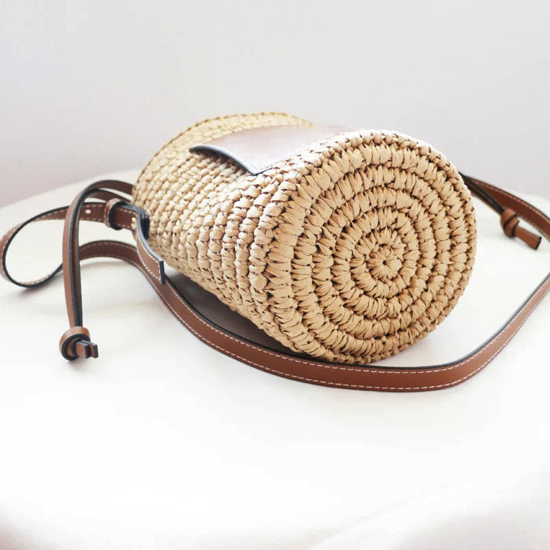 Sac Rond Tissé avec Format Compact pour Femmes | Idéal pour le Quotidien