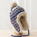 Bonnet d’Hiver avec Pompon et Cache-Oreilles pour Adultes | Idéal pour les Journées Froides