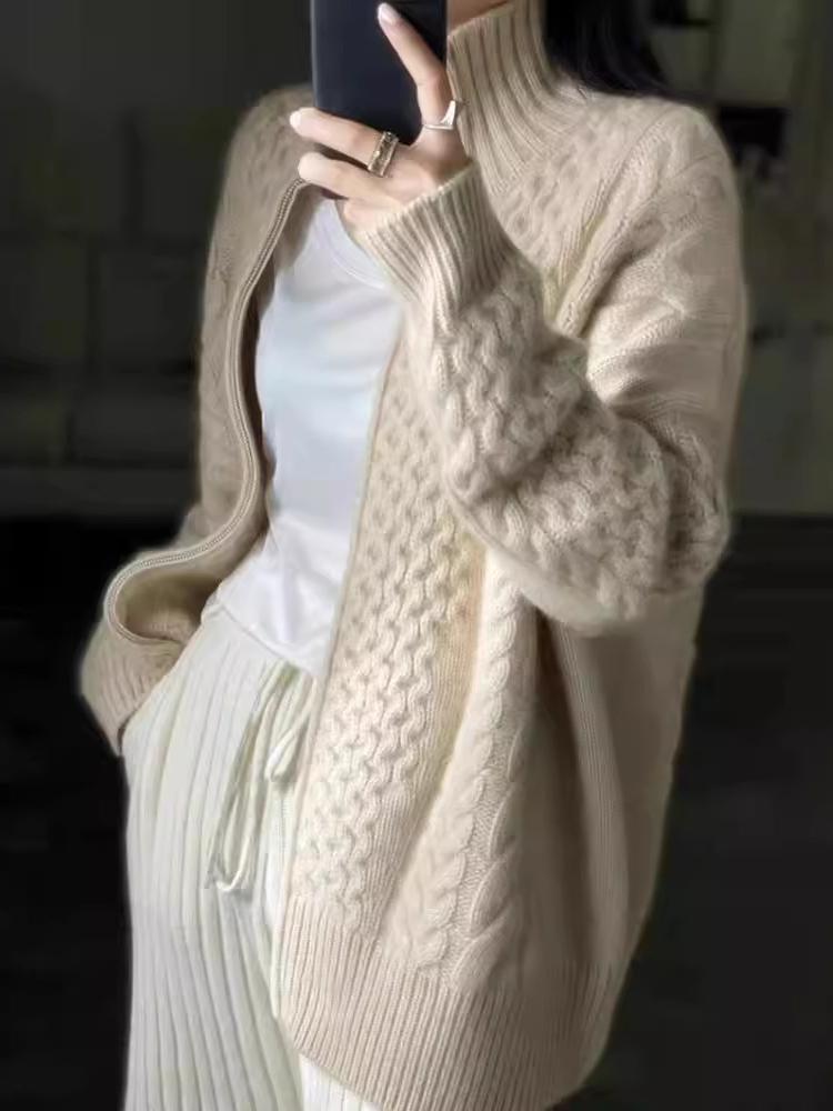 Cardigan Zippé à Col Roulé Avec Motif Torsadé Pour Femme | Idéal Pour la Saison Hivernale