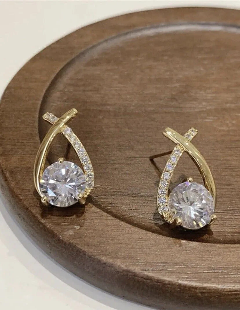 Boucles d’Oreilles Pendantes avec Motif Tressé pour Femmes | Idéales pour les Occasions Spéciales