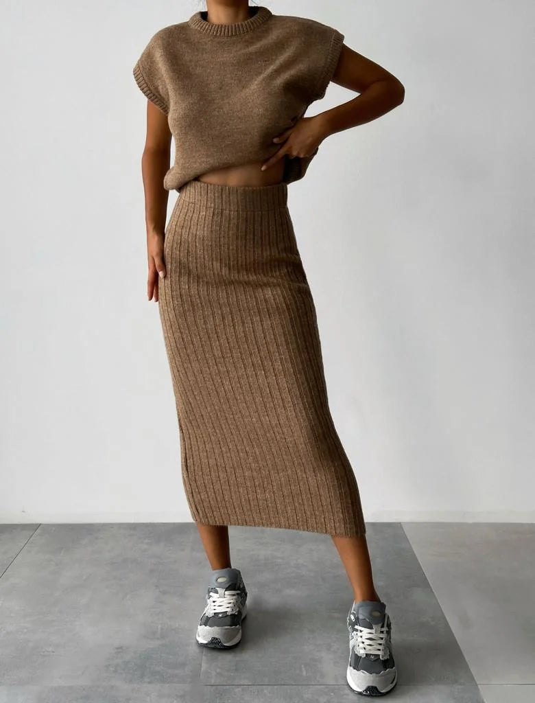 Ensemble en Maille avec Cardigan et Jupe pour Femme | Idéal pour Événements et Réunions