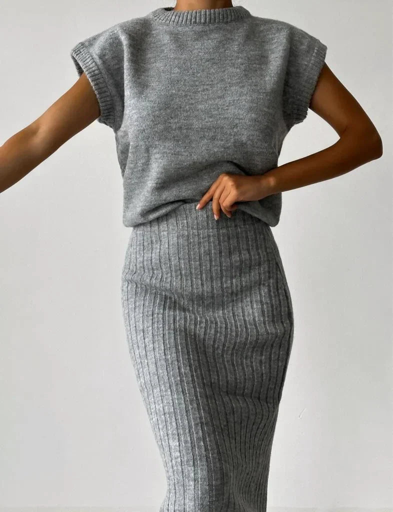 Ensemble en Maille avec Cardigan et Jupe pour Femme | Idéal pour Événements et Réunions