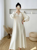 Robe à Manches Longues et Col en V pour Femme | Idéale pour les Sorties et le Quotidien