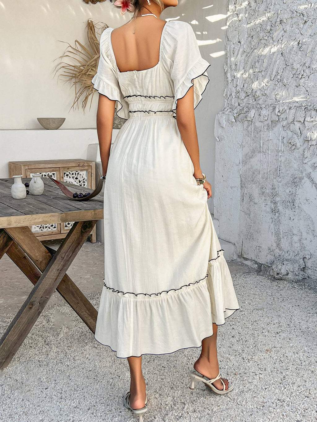 Robe Midi à Encolure Carrée avec Taille Froncée pour Femme | Idéale pour les Journées et Soirées d’Été